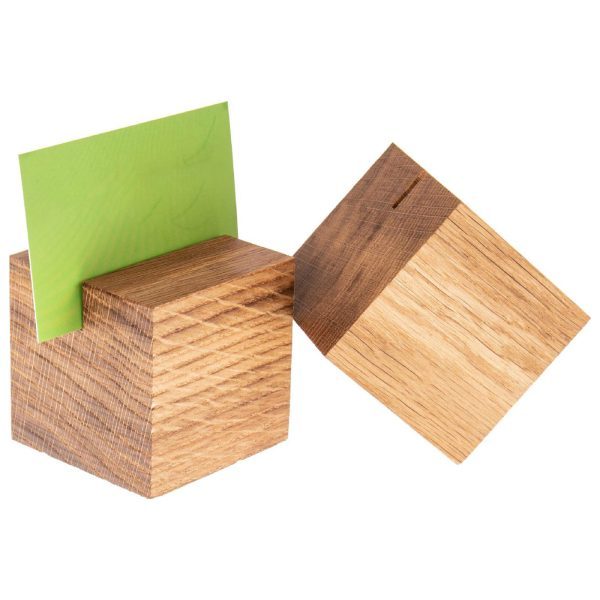 Holzwürfel aus Eiche mit Schlitz und Logo- / QR-Code Gravur - 6cm Kantenlänge (altes Modell) – Bild 4
