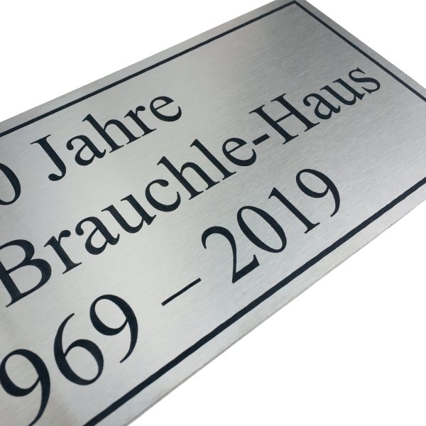 Acrylschild mit Gravur – Bild 2